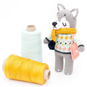 CasaSol Kit Teje Conmigo Ulv, el lobo amigurumi by @gallimelmas